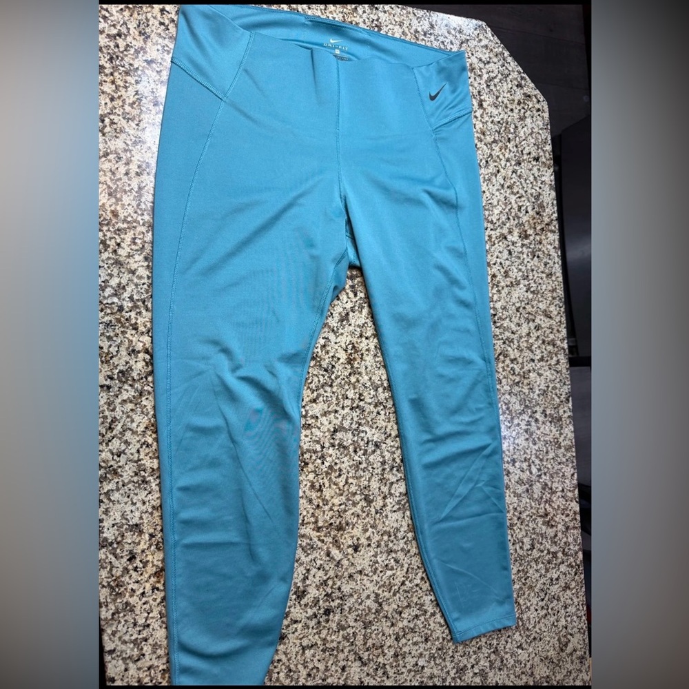 Nike Teal Performance Leggings